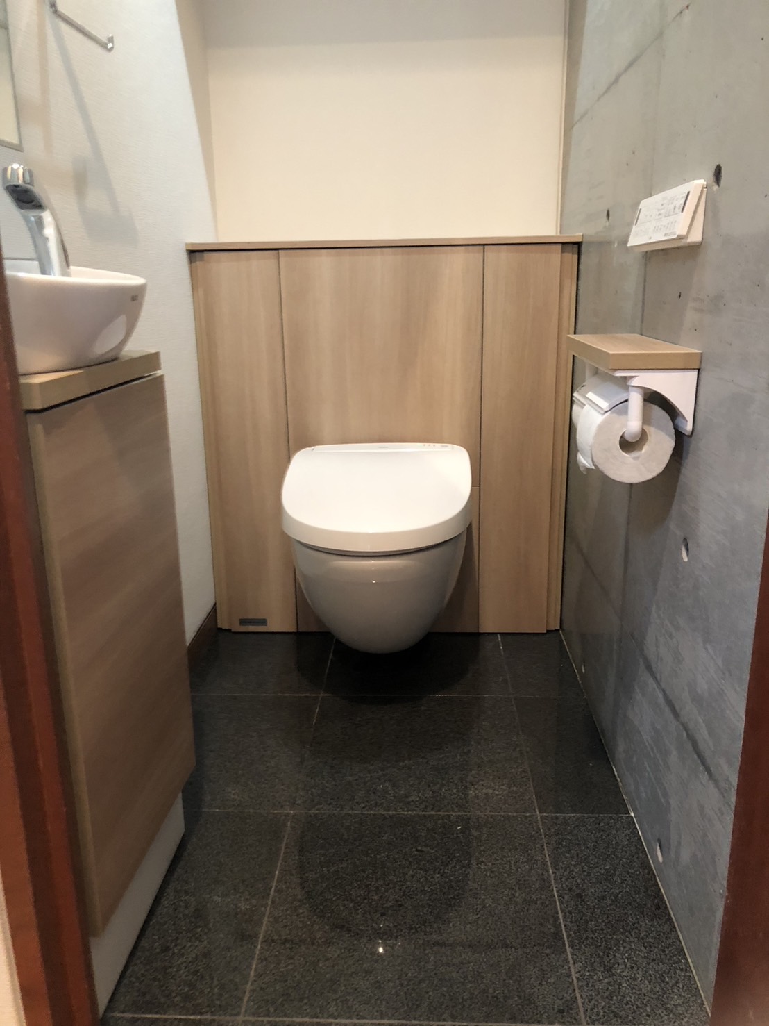 Read more about the article トイレ工事／フロートトイレ